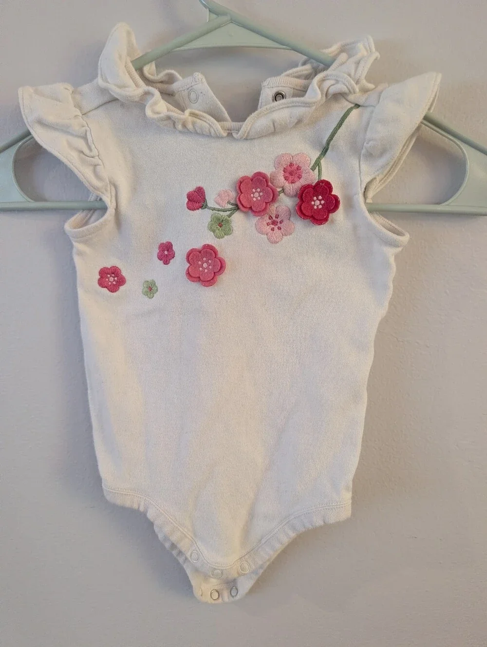 Gymboree White One-Piece Bodysuit with Pink Cherry Blossom Flowers Size 12-18mo